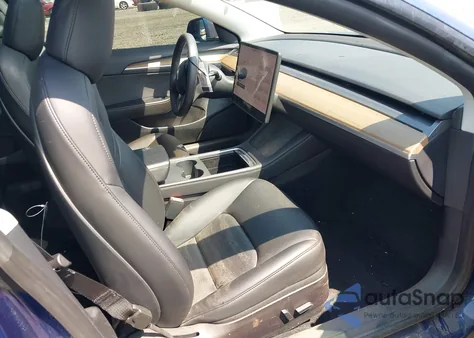 2022 Tesla Model 3 Rear-Wheel Drive z USA, uszkodzony, nr VIN 5YJ3E1EA2NF306051